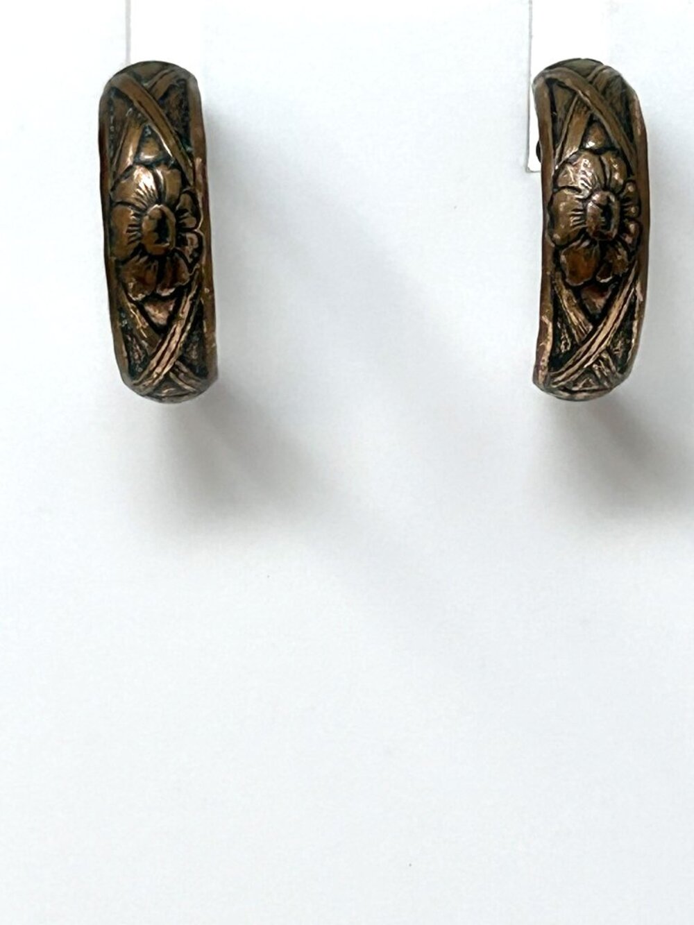Vintage Solid Copper Earrings Southwest Stamped Flower C-Hoop 2gr Post Back